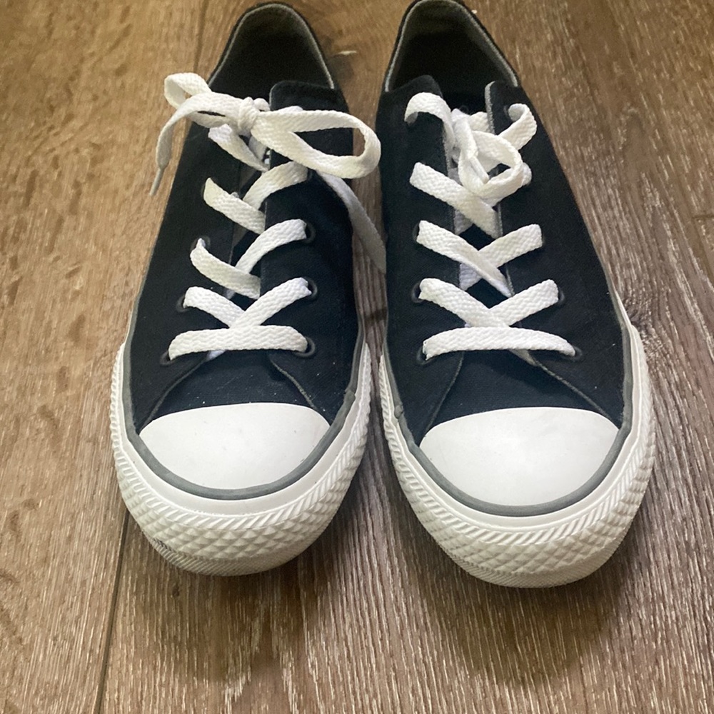 Converse Low Tops